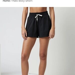 Vuori Halo Boxy Shorts